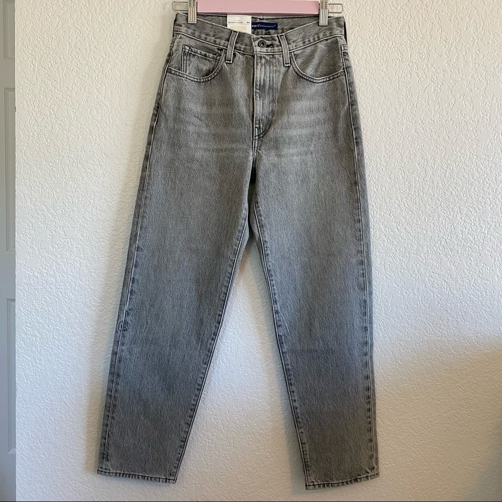 Levi’s Column Taper High Rise Straight Leg Jeans